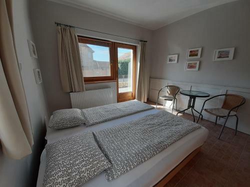 Familia Apartmanh�z