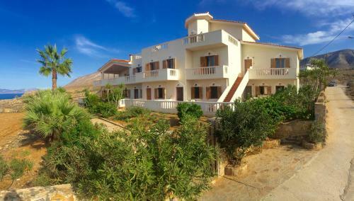 Dimitris Apartments