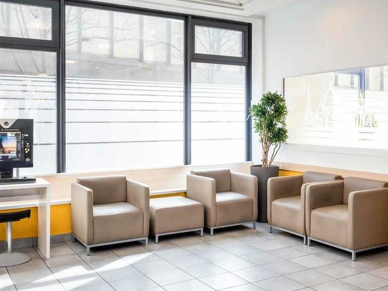 Hotelf1 Paris Saint Ouen March� Aux Puces