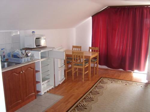 P�tri Apartmanh�z