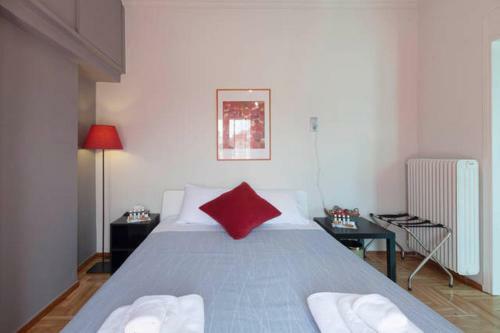 Bright Thessaloniki Apartment