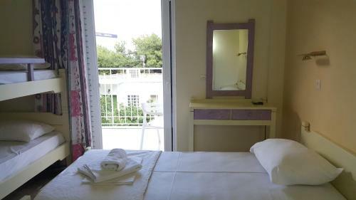 Aparthotel Akrotopi