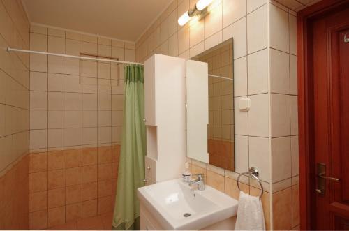 Var�zsk? Apartmanh�z