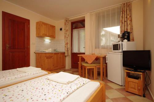Var�zsk? Apartmanh�z