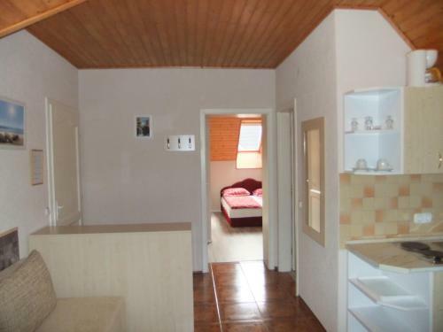 Lili Apartman