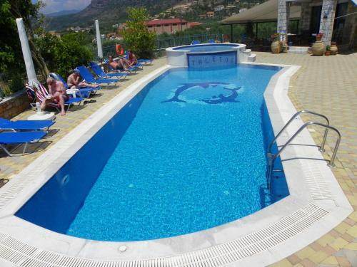 Taletos Apartments