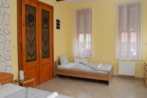 Hostal Mediterr�n Vend�gh�z