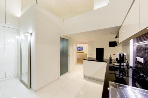 Enzo Capo Luxury Apartments