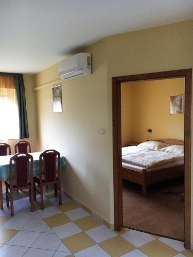 Katalin Apartmanh�z