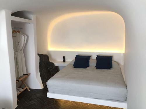 Altana Cliffside Villas