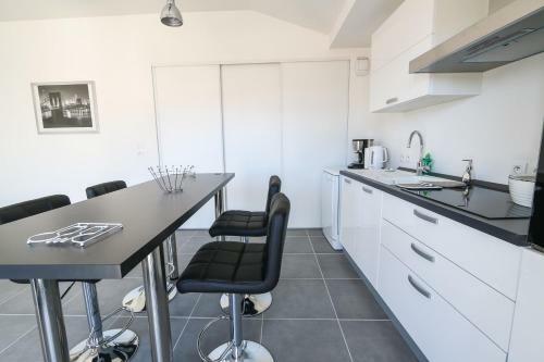 Apartment Rue Merle