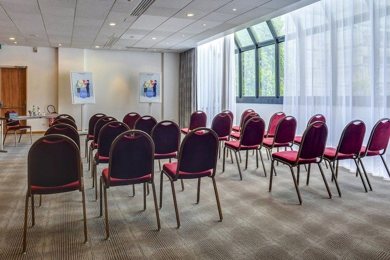 Hotel Novotel Paris Suresnes Longchamp