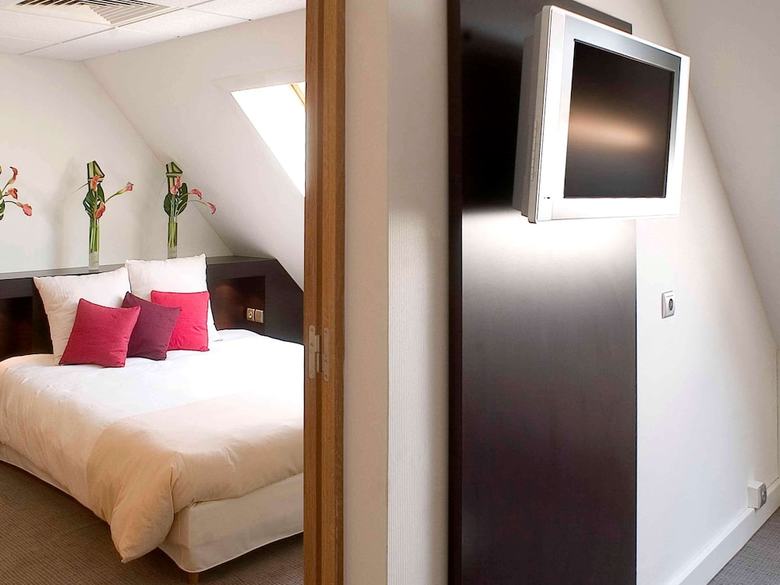 Hotel Novotel Paris Suresnes Longchamp
