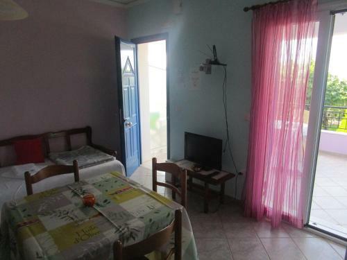 Faros Apartments
