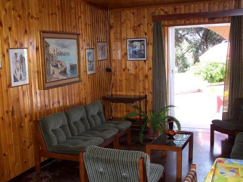 Akis Apartments
