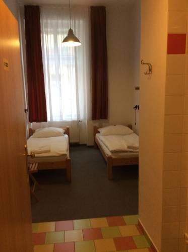 Hostal Travellers Hostel Praha