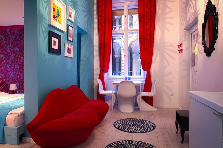 City Center Design Apartments