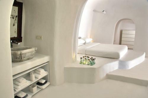 Villa Lydia Cavehouse