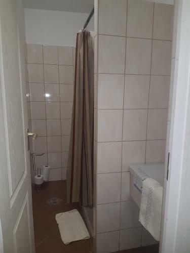 Leg�nyi Apartmanh�z