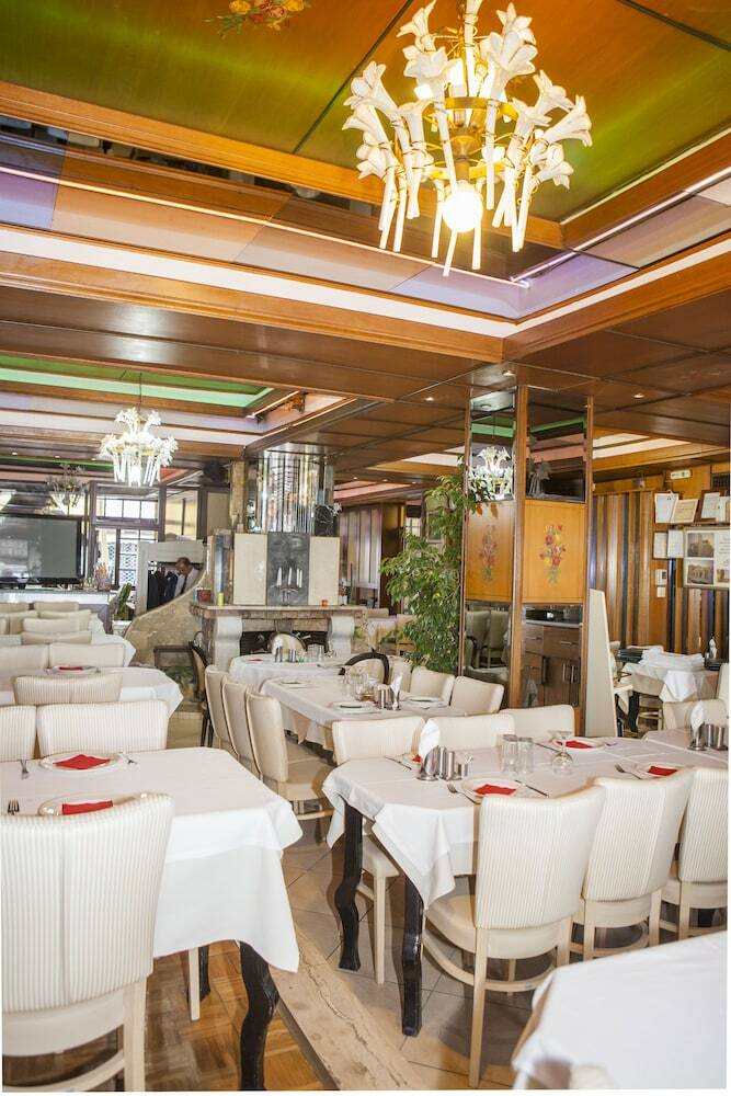 Hotel Zografos