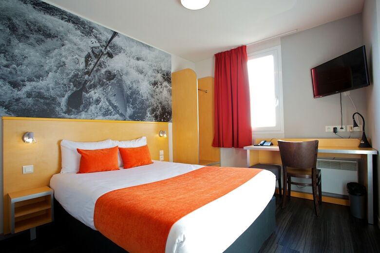 Hotel Aka Lodge Lyon Est