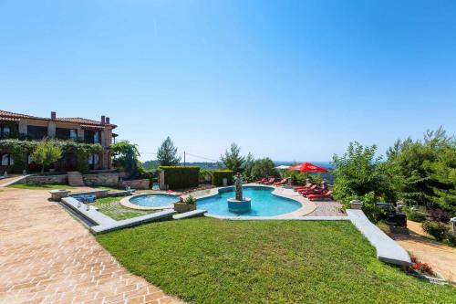 Akritas Ef Zin Villas & Suites