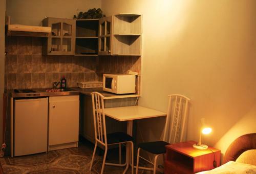 Mary-ann Non-stop Apartments