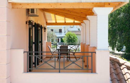Anna Apartments