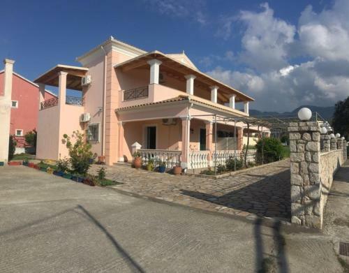 Anna Apartments