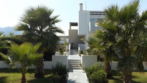 Xenos Villa