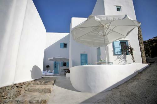 Mykonos Moussa
