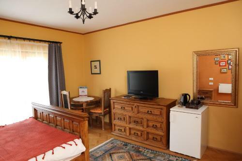 Hostal Corona Villa