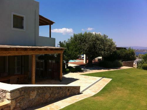Villa Xenon Estate