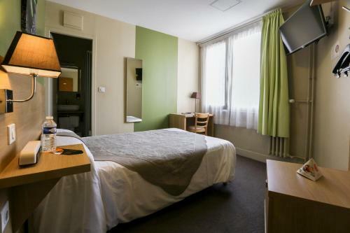 Brit Hotel Terminus