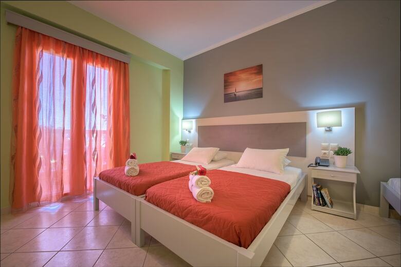 Aparthotel Anemona Beach Hotel