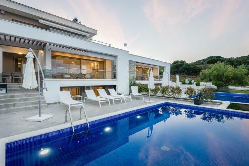 Afisia Villas