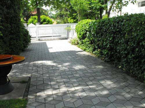 Korn�l Apartman