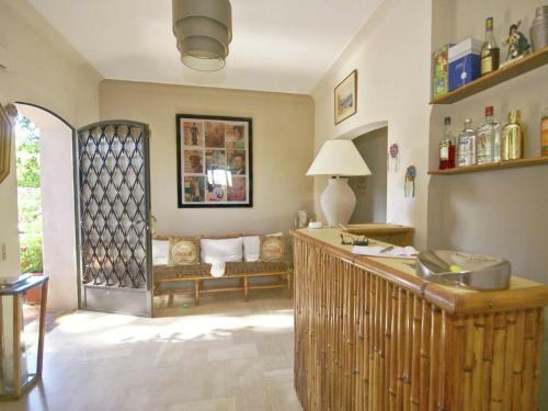 Lavish Holiday Home In Saint-tropez With Pool