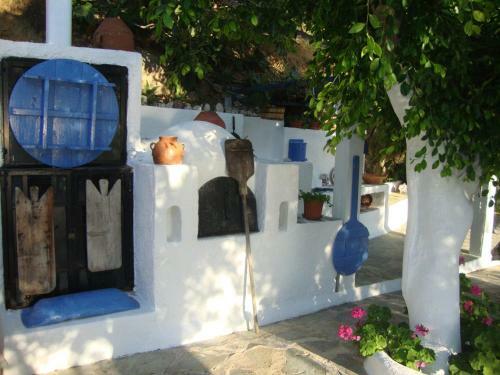 Hotel Aegean Home Studios & Apartments
