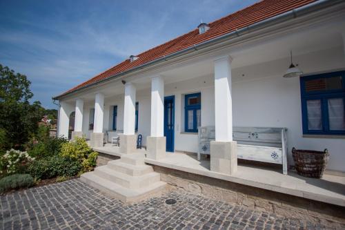 Apartamento Csend�l? Vend�gh�z