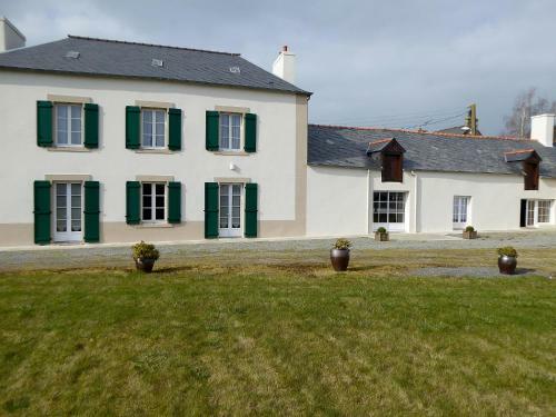 Holiday Home La Hulotais