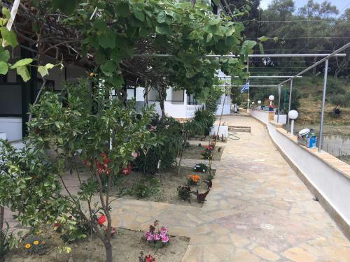 Aparthotel Andromaches Holiday Apartments