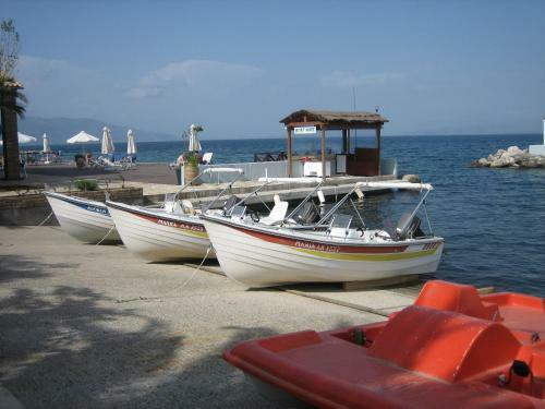 Aparthotel Andromaches Holiday Apartments