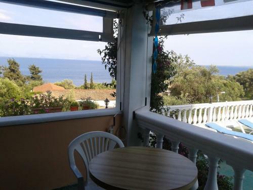 Aparthotel Andromaches Holiday Apartments
