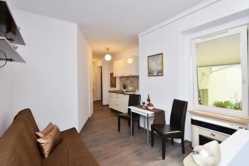Margit Apartment
