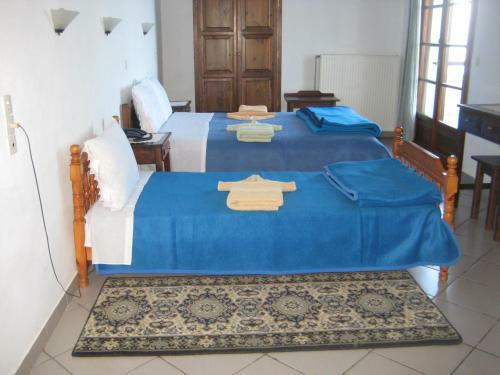 Felitsia Apartments & Studios