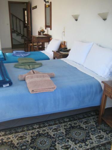 Felitsia Apartments & Studios