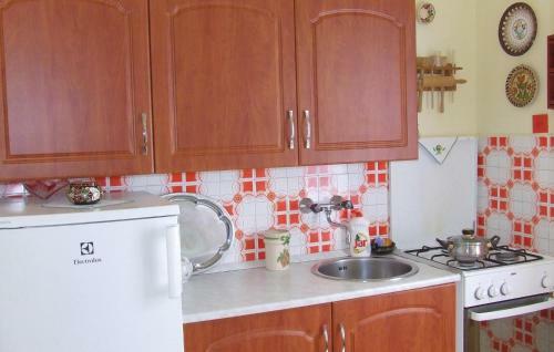 Holiday Home Balatonm�riaf�rd� *xvi *