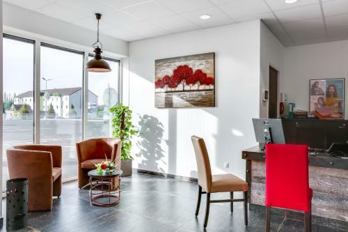 Hotel Balladins Caen M�morial