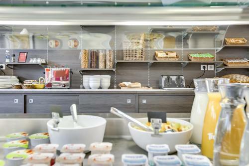 Hotel Balladins Caen M�morial